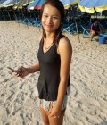 Sunisa 34 Jahre Phichai Thailand