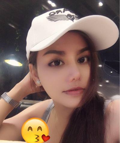 Shara 33 ans Sukhumvit Thaïlande