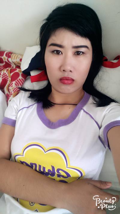 Natcha  37 ปี Bua Daeng ไทย