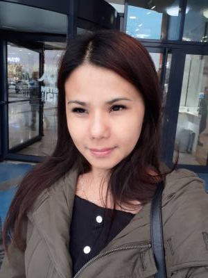 Khemjira   22 ans Muang Thaïlande