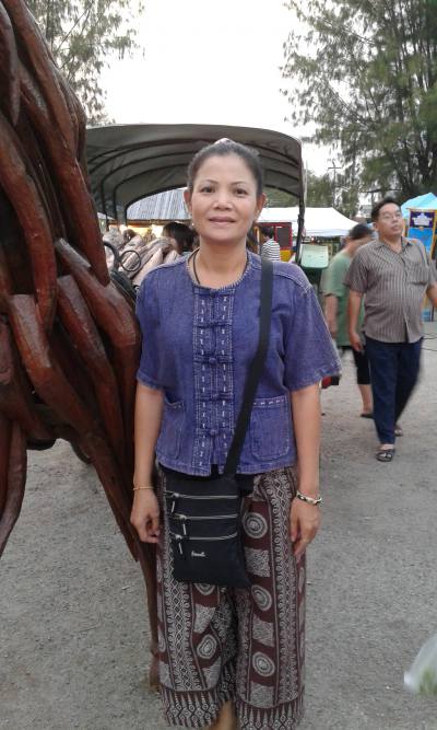 Ariyapa 54 Jahre Lampang Thailand