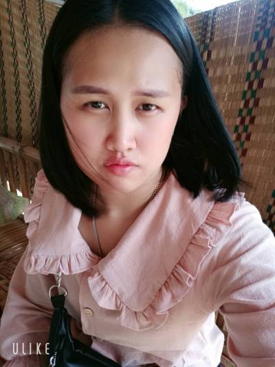 Cherry 29 ans . Thaïlande
