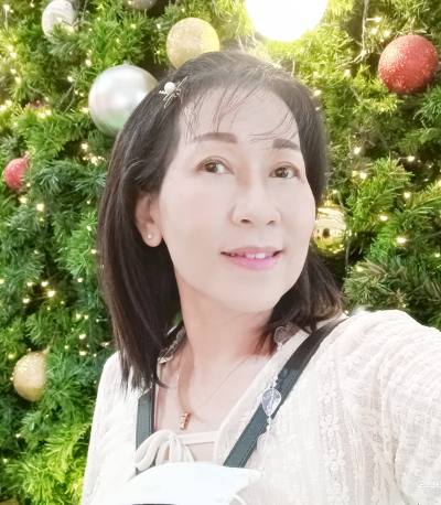 Lilly 58 Jahre Nonthaburi Thailand