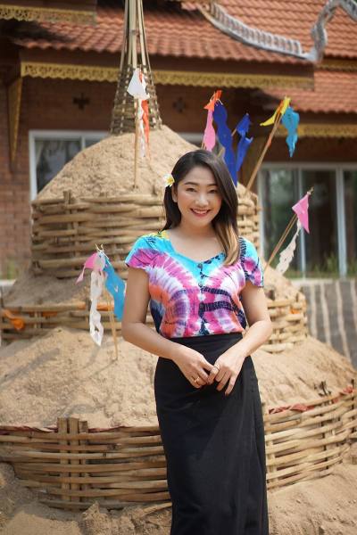 Anna 49 ans Muang  Thaïlande
