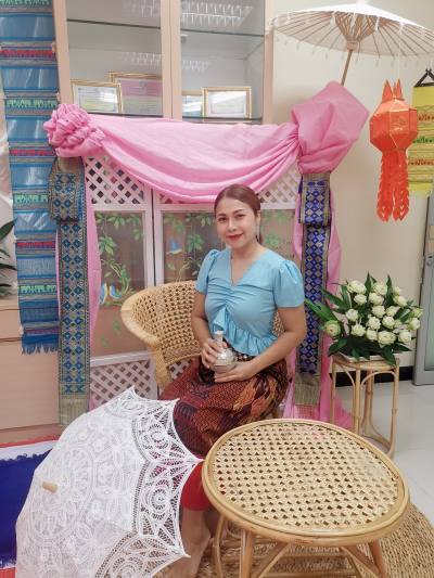 Ying 36 Jahre Samut Sakhon Thailand