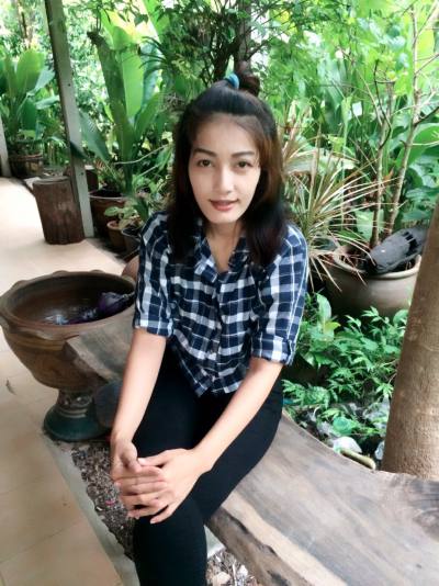 Miss.Suchanuch  38 ans อัมพวา Thaïlande