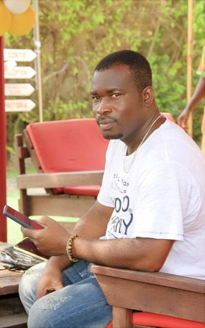 Joseph 39 ปี Lome Togo