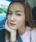 Phatcha 33 ans Buriram Thaïlande
