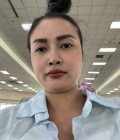 Duangphon 27 Jahre Maha Sarakham Thailand
