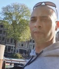 Stephane 44 ปี Bazoches-sur-le-betz  France