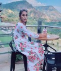 Sa 32 ans Lopburi Thaïlande