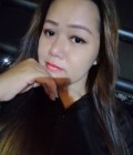 Yok 29 ans Thai Thaïlande