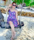 Ann 39 ans วิหารแดง Thaïlande
