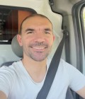 Cedric 43 ปี Vimenet France