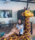 Kate 41 ans Muang  Thaïlande