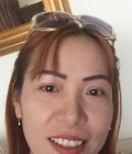 Somsri 49 years Salaphom Thailand