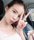 Apinya 32 ans Phuket Thaïlande