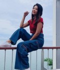 Nok 37 ans รามอินทรา Thaïlande