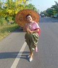 Poojoo 46 Jahre ไชโย Thailand