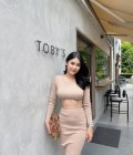 Anchali 35 Jahre Bangkok Thailand