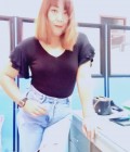 Rinna 46 ans Lamphun Thaïlande