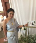 Pui 34 ans Muang  Thaïlande