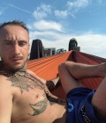 Max 35 ปี Lyon France