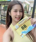 Lynn 35 years Bangkok Thailand