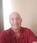 Guy 65 ปี Tours France