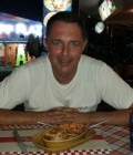 Edwin 58 ปี Pattaya ไทย