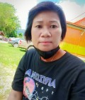 Yupharat 51 Jahre สีชมพู Thailand