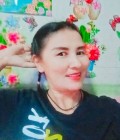 NUT 48 ans Muang  Thaïlande