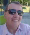 Denis 62 ปี Vigneux Sur Seine France