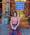 Poonim 36 Jahre Lopburi Thailand