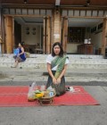 Noon 42 ans Center Thaïlande