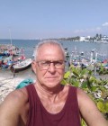 Jean 69 ปี Mundolsheim France