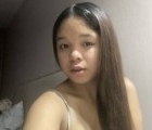 Mila 19 ans Bangkok Thaïlande