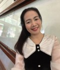 Weena 45 Jahre Phiphaman Thailand