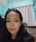 Amara 52 Jahre  Mukdahan Thailand
