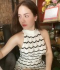 Amara 32 Jahre Bangkok Thailand