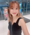 Rose 31 Jahre Thailand  Thailand