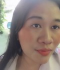 Namfon. thaitae 26 Jahre วังน้ำเย็น Thailand