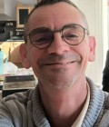 Stephane 52 ปี Buais-les-monts France