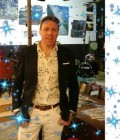 Fred 58 ปี Paris  France