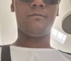 Warren 33 ปี Ile Maurice  Mauritius