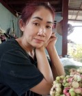Anthika 45 ans Surin Thaïlande
