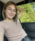 Yui 33 Jahre Muang  Thailand