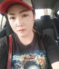 Chuleekorn 43 Jahre Singburi Thailand