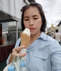 Kan 44 years Bakkok  Thailand