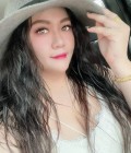Mai 44 Jahre Bangkok Thailand